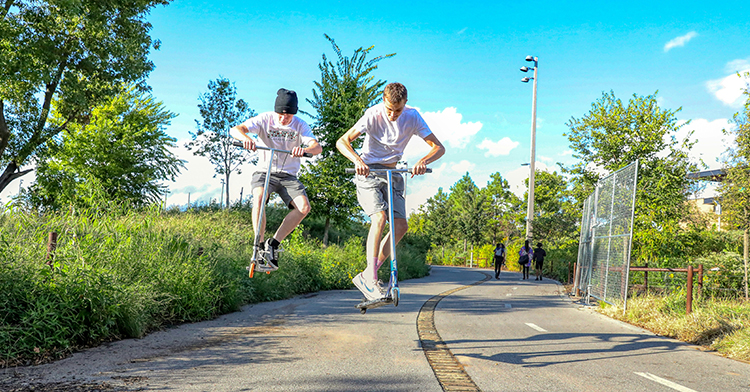 Vývoj výkonných skútrů. Jak se sport změnil?