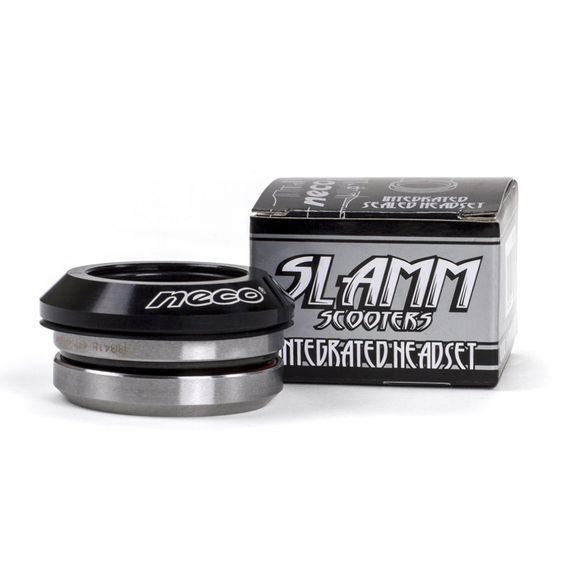 Integrovaná uzavřená náhlavní souprava Slamm Scooter Black