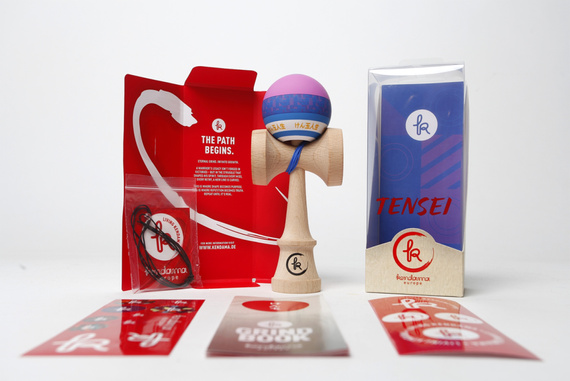 Kendama Europe Record Plus Aqua MC Wildfire