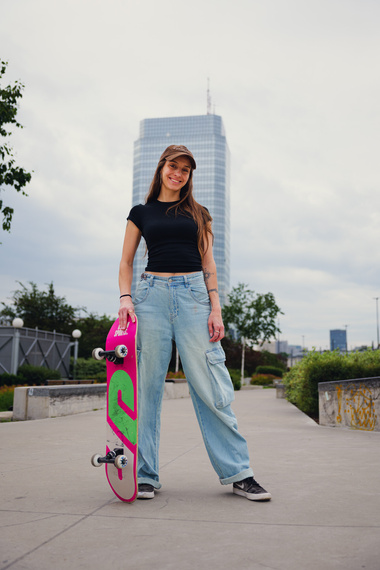 Kompletní Urban Sports Pink Logo Skateboard 8.0"