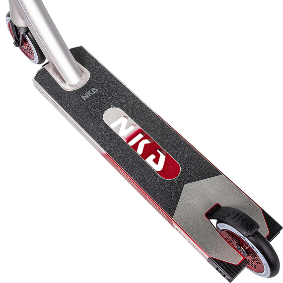 NKD Fuel Raw Red Mix Vysoce výkonný lehký pouliční skútr. 84 cm