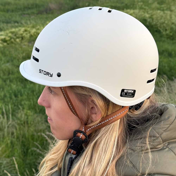 Příběh Retro Certifikovaná přilba bílá
