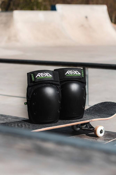 Chrániče kolen REKD Energy Ramp Black