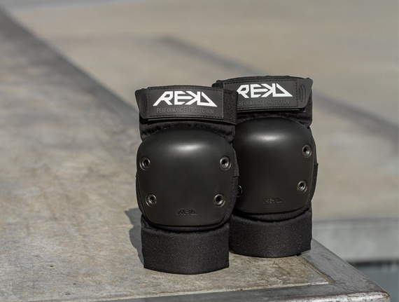 Loketní chrániče REKD Ramp Black
