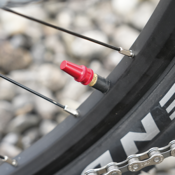 Lehké dětské kolo KUbikes 24S DISC Tyrkysová a duhová barva