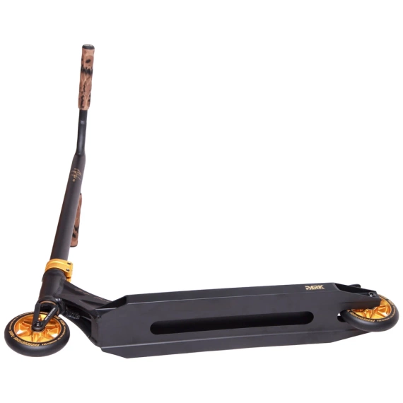 NKD Park Stunt Scooter Black and Gold wys. 84 cm