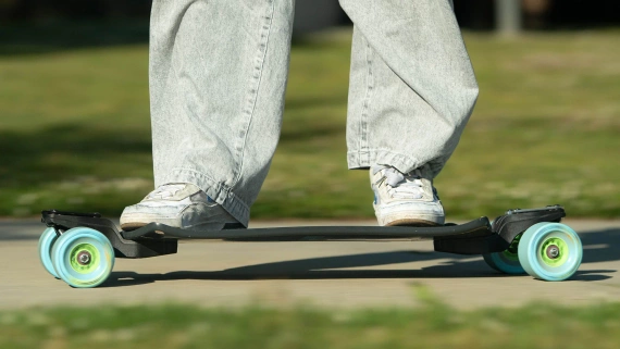 Longboardová kolena Orangatang Bee's Orange 90mm 80A