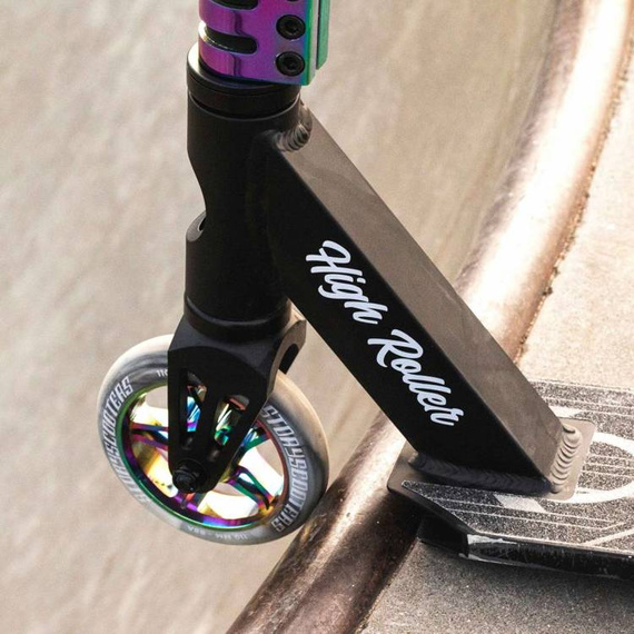 Kaskadérský skútr Příběh High Roller Rainbow High. 84 cm