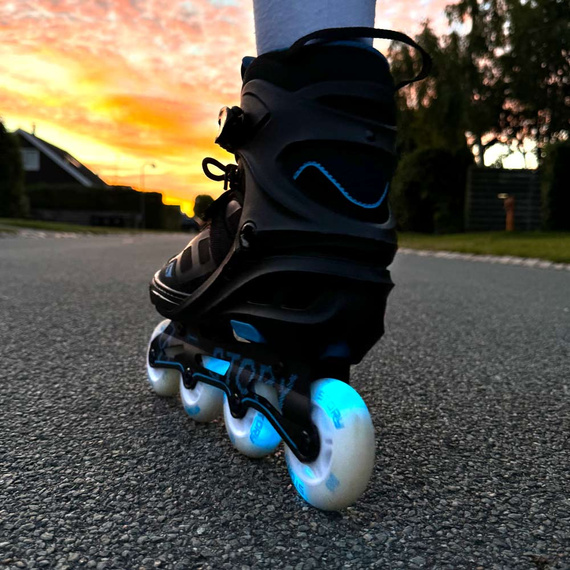 Story Fusion Nastavitelné inline brusle Blue LED