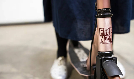 Městský skútr FRENZY 205mm Dual Brake Plus Champagne