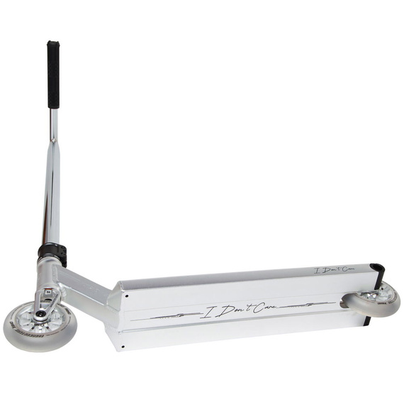 Výkonný skútr NKD IDC Stunt Silver wys. 85 cm