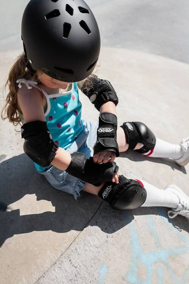 REKD Junior Heavy Duty Triple Pad Set L Black