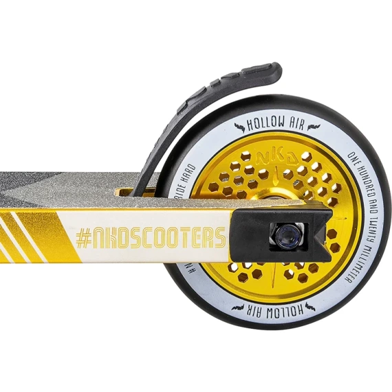 NKD Fuel Lehký pouliční výkonný skútr Gold Wys. 84 cm