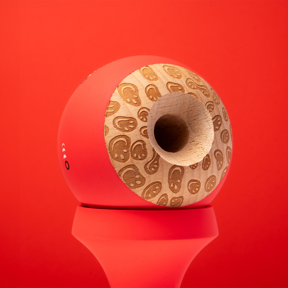 Kendama KROM Barva červená