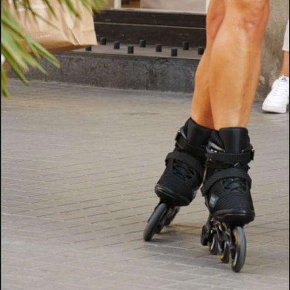 Story Epic tříkolové kolečkové brusle černo-růžové