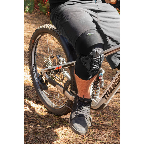 Těsnění pro kolena REKD Energy Black