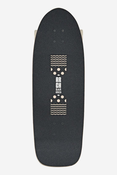 GLOBE Walrus Surfskate Board - Black/Peaking 31"