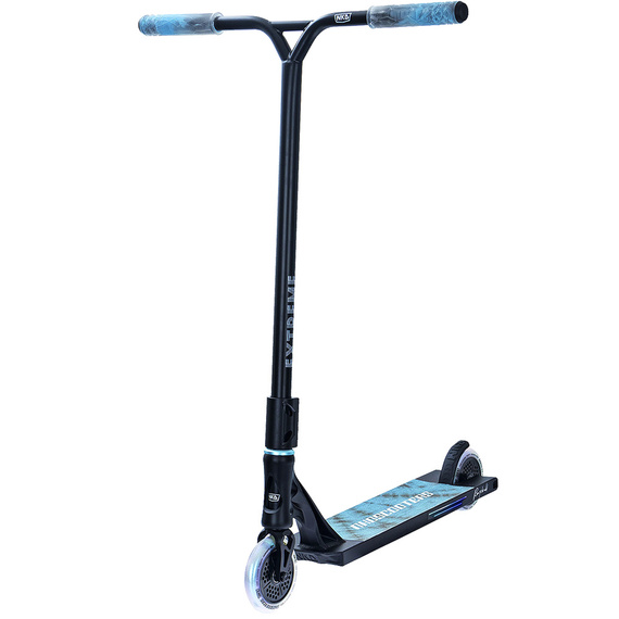 Výkonný skútr NKD Extreme Black and silver wys. 91 cm