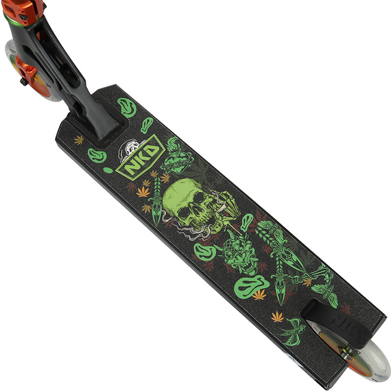 Vysoce výkonný skútr NKD Nitro Street Rasta. 91 cm