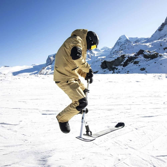 Story Deluxe Snow Scooter Black 83-94 cm