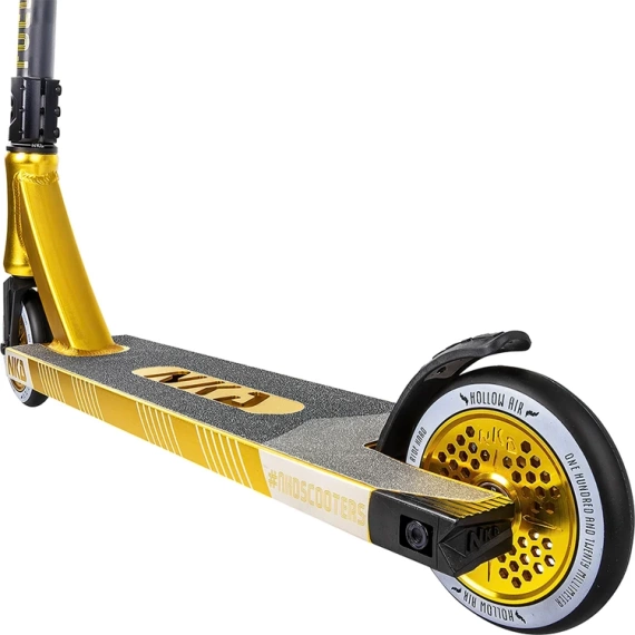 NKD Fuel Lehký pouliční výkonný skútr Gold Wys. 84 cm