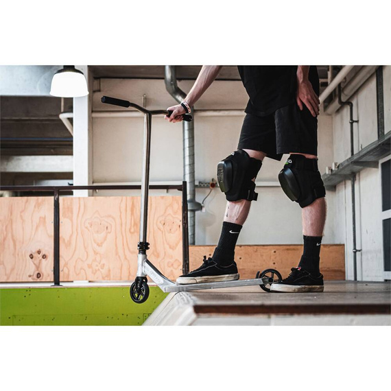 Chrániče kolen REKD Energy Patrol M White