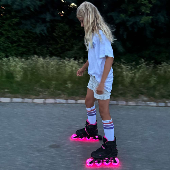 Story Fusion Nastavitelné inline brusle Pink LED