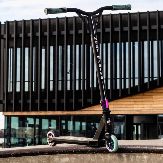 Příběh Bandit DOS Performance Scooter Gold Wys. 81 cm