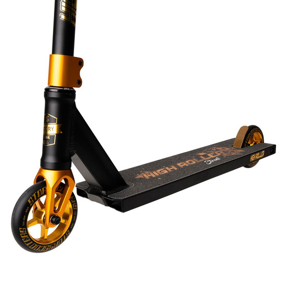 Story High Roller Street performance koloběžka černo-zlatá 87 cm
