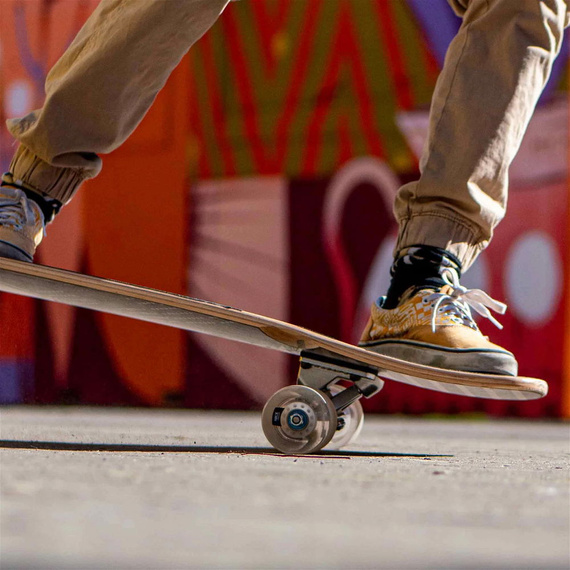 Longboard pro tanec NKX Vegas Gold 121 cm