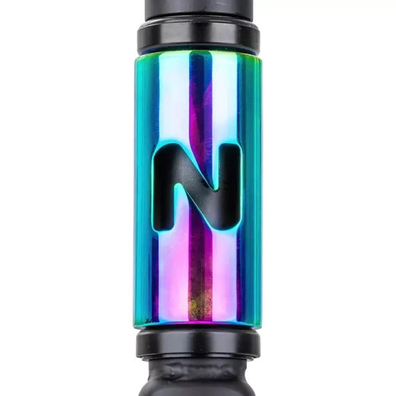 Kaskadérský hliníkový lehký skútr pro mladé jezdce NKD Next Generation Rainbow Stunt wys. 79,4 cm