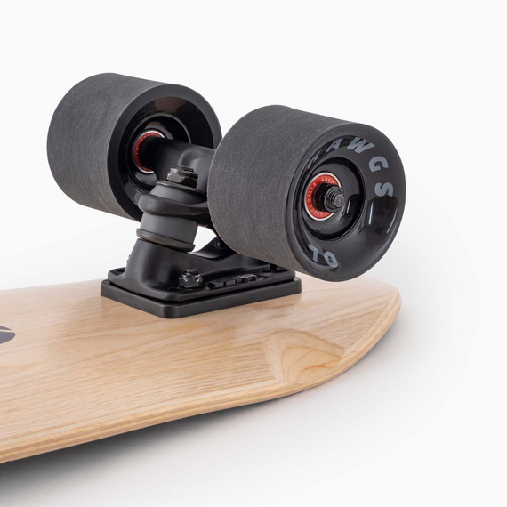 Deskorolka Cruiser Landyachtz Dinghy Classic Fender Midnight Dip 28.5”