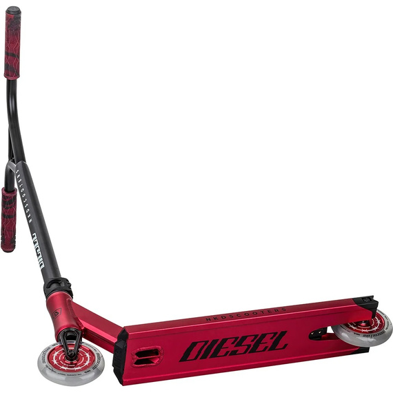 NKD Diesel Stunt Scooter Červená/černá 87 cm