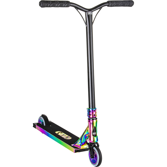 Výkonnostní koloběžka Velká hliníková lehká široká platforma NKD Turbine Rainbow High 87 cm