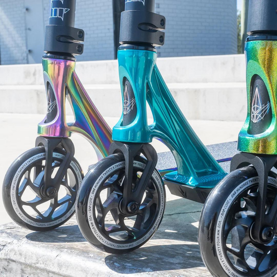 Hulajnoga Wyczynowa Blunt Scooters COMPLETE Prodigy S9 Czarny Oil Slick 88 cm