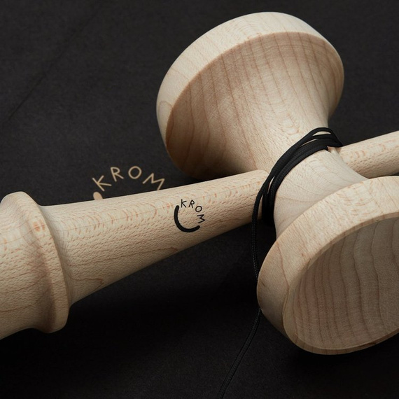 Kendama KROM Plynové dřevěné uhlí
