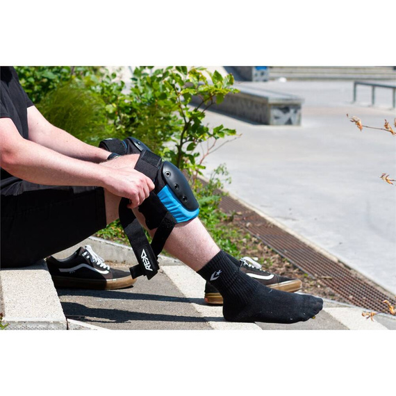 Ochraniacze REKD Ramp Knee Pads Czarno Niebieskie
