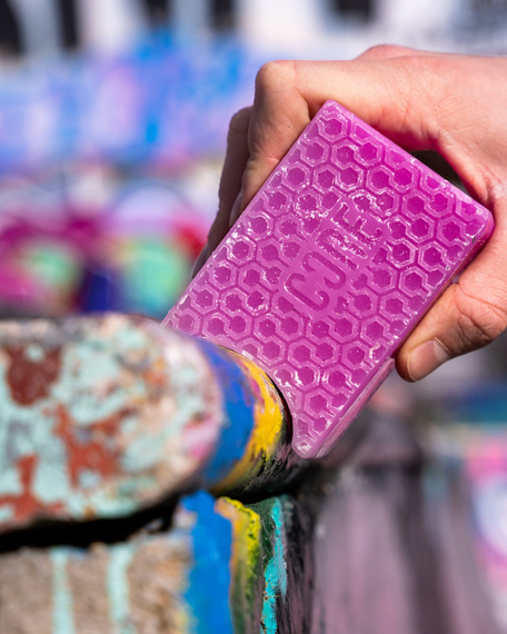 NKX Skateboard Wax Red