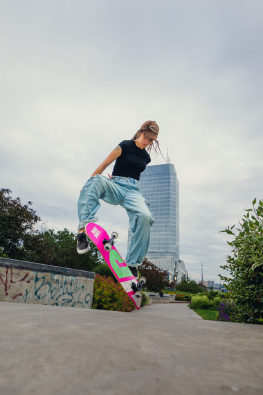 Kompletní Urban Sports Pink Logo Skateboard 8.0"