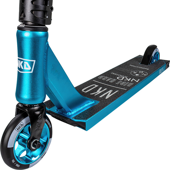 Výkonný skútr NKD Rally V4 XS Blue wys. 73 cm