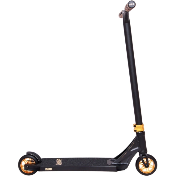 NKD Park Stunt Scooter Black and Gold wys. 84 cm