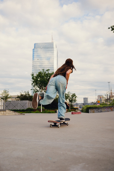 Kompletní Urban Sports Červené logo Skateboard 8.0"