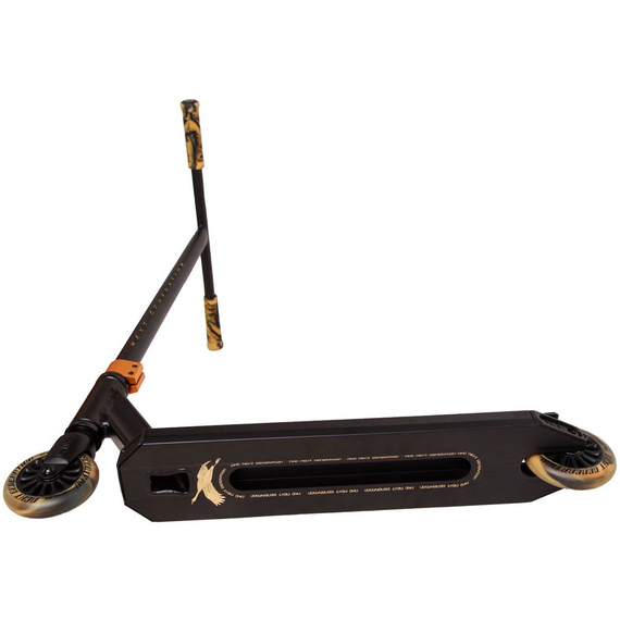 NKD Next Generation Black-Gold High Performance Aluminium Lehká koloběžka pro mladé jezdce. 79,4 cm