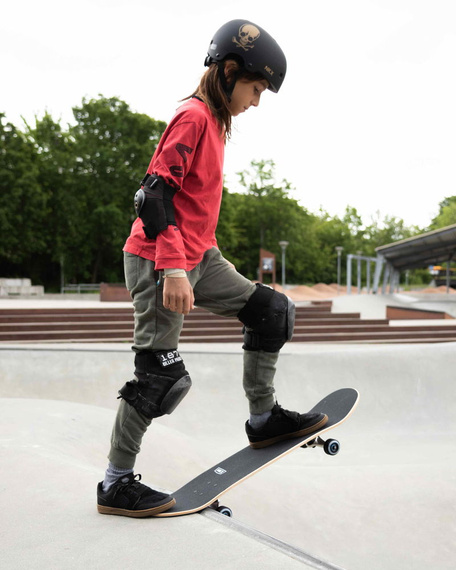 Kompletní skateboard NKX Slate Series Red 8.25"