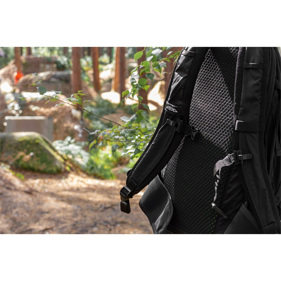 REKD Energy Ranger Vesta s chráničem zad a hrudníku černá
