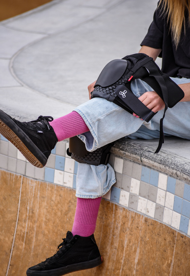 Chrániče kolen Triple Eight Kp 44 černé