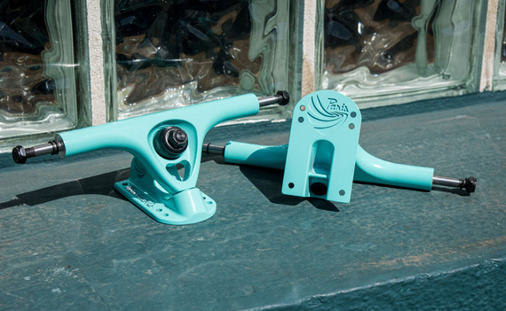 Longboardové trucky Paris V3 180 mm 50° Longboardové trucky Tiffany