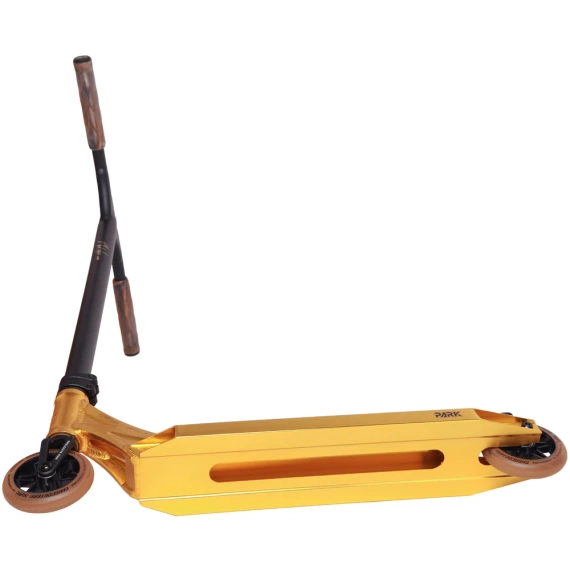 Výkonný skútr NKD Park Stunt Gold wys. 84 cm