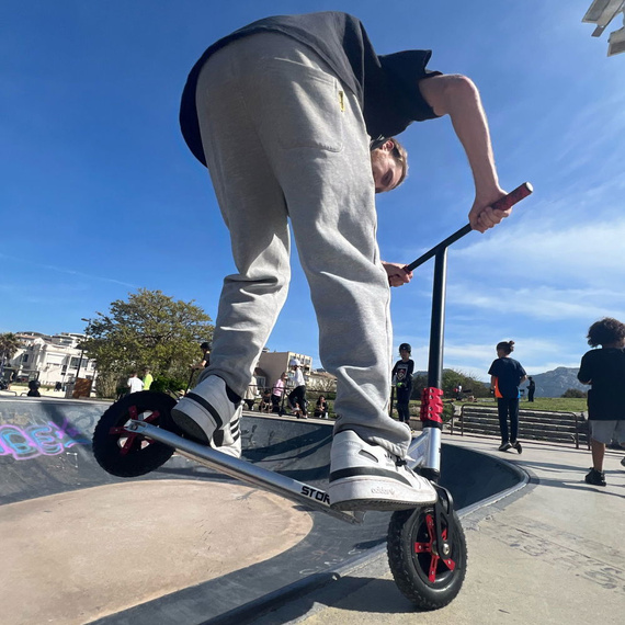 Terenowa Hulajnoga Wyczynowa Story Dirt Freestyle Scooter Czarno-Srebrny 89,9 cm