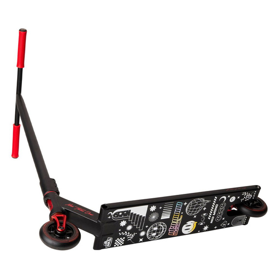 Výkonný skútr NKD Mono Black and Red wys. 95 cm
